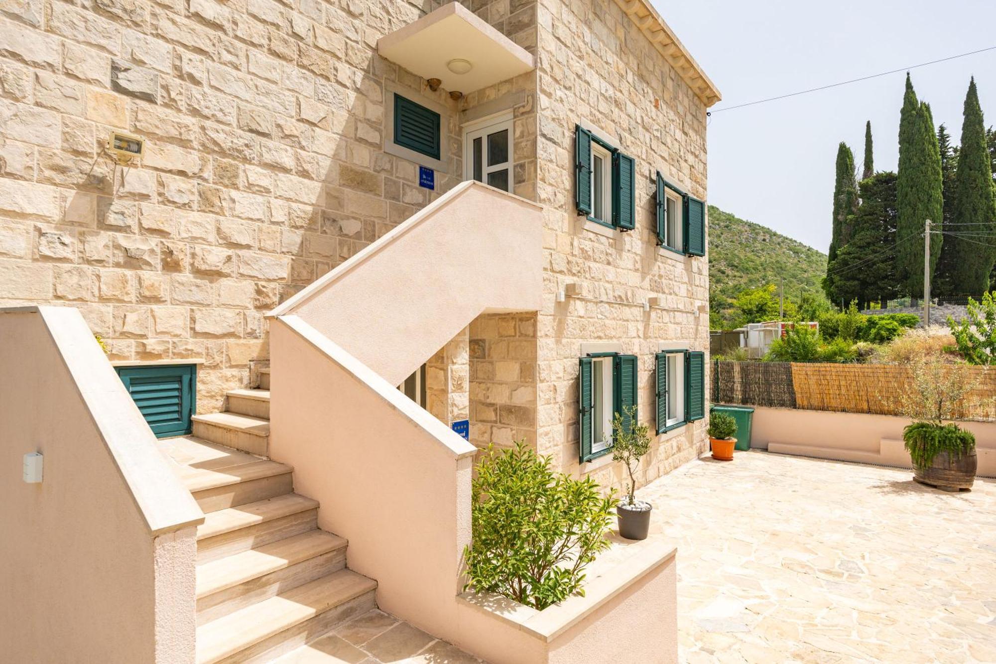 Villa Petmat - With Private Pool And 6 Bedrooms Dubrovnik Exteriör bild